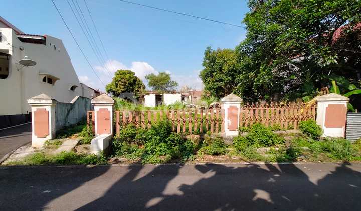 Cheap! Land Ready to Build Near Setiabudi 1