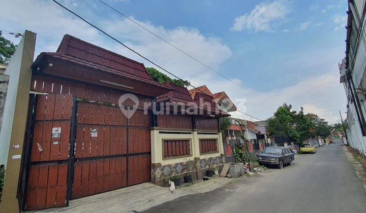 Rumah Mewah Nuansa Classic Susukan Ungaran 1
