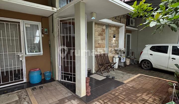 Rumah Dekat Jalan Setiabudi Strategis 1