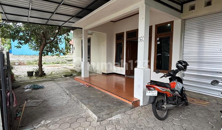 Dijual Rumah Luas, Hook, Akses Istimewa, Strategis Banyumanik 1