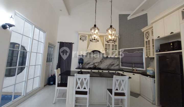 Rumah Cantik Kedung Mundu+Private Pool 2