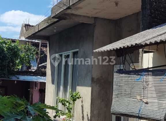 Dijual Cepat Butuh Uang Rumah 2 Lantai Setengah Jadi  1