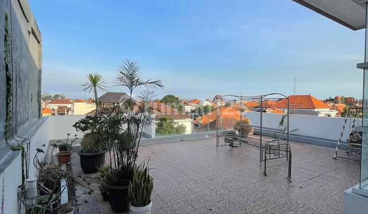 Rumah Mewah di Jalan Suli Denpasar Utara 2