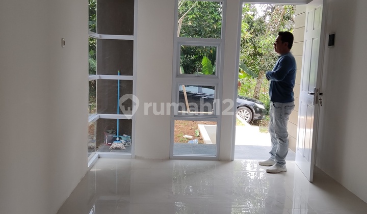 Rumah Baru Konsep Modern Minimalis Mijen 2