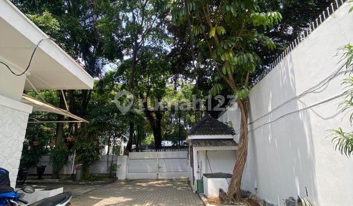 For Rent House in Menteng 600M, Swimming Pool Available