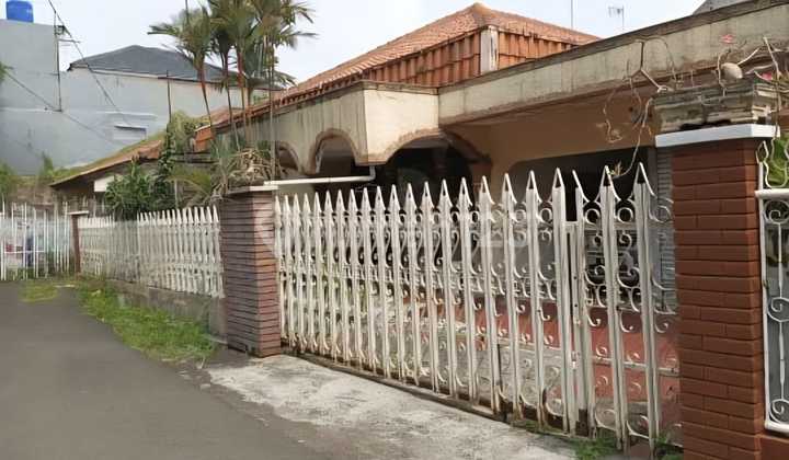 Jual rumah murah di Layur Rawamangun, Jakarta Timur