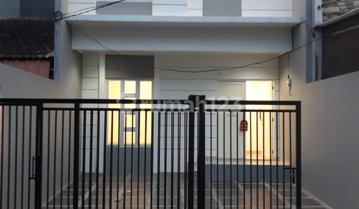 For Sale Janur Kuning House, Kelapa Gading, North Jakarta