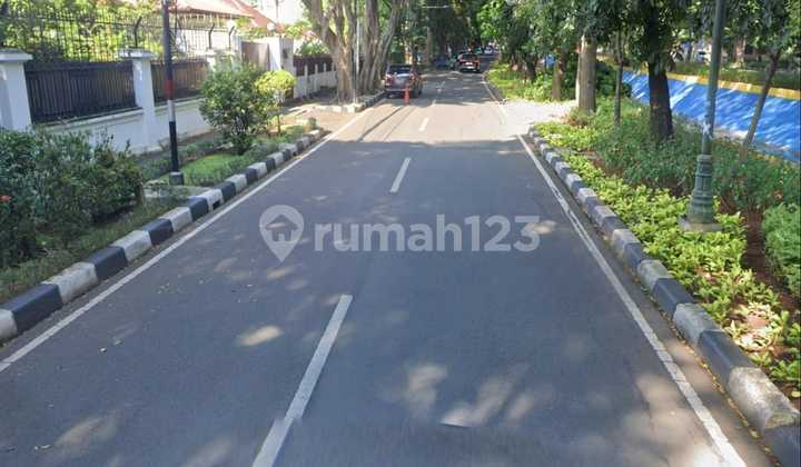 For Rent House in Menteng 600M, Swimming Pool Available