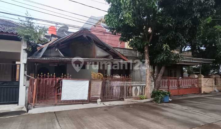 Jual rumah tua di kompleks Walikota Kelapa Gading