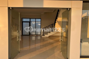 Disewakan Ruko 4 Lantaidi Summarecon Crown Gading Bekasi Disewakan Ruko 4 Lantaidi Summarecon Crown Gading Bekasi