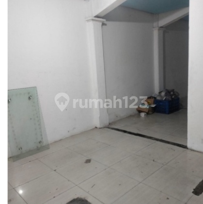 Dijual Rumah 3 Lantai di Kampung Rawa Selatan Johar Baru, Jakarta Pusat 2