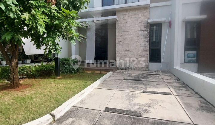 For Sale 2-Story House in Summarecon Bekasi Cluster
