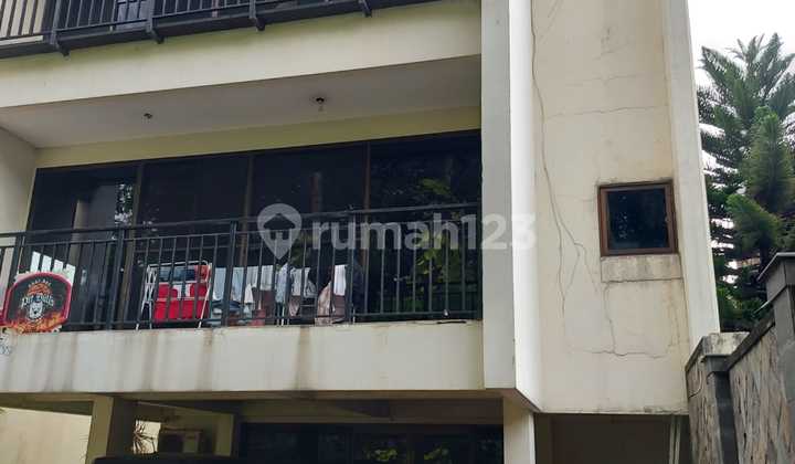Dijual Cepat Rumah Plus Tanah di Perumahan Pondok Indah Kebayoran Lama Jakarta Selatan