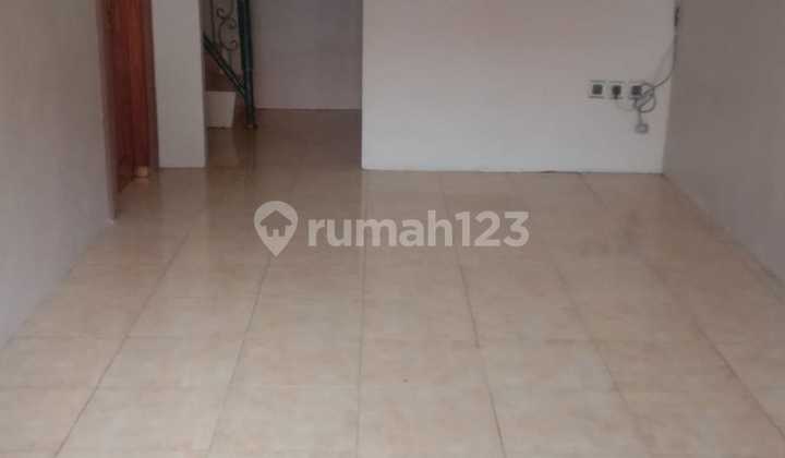 Dijual Rumah 2 Lantai di Taman Harapan Baru Kota Harapan Indah Bekasi 2