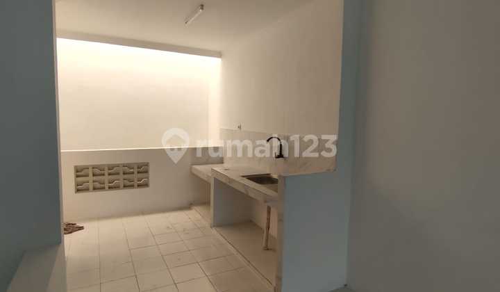 For Rent: 2-Story Shop House in Taman Harapan Baru, Bekasi 2