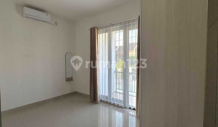 Quick Sale: 2-Story House in Green Ara Residence Cluster, Harapan Indah, Bekasi. 2