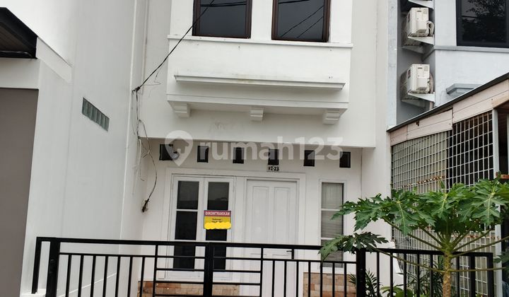 Disewakan Rumah Mutiara Taman Palem Bebas Banjir