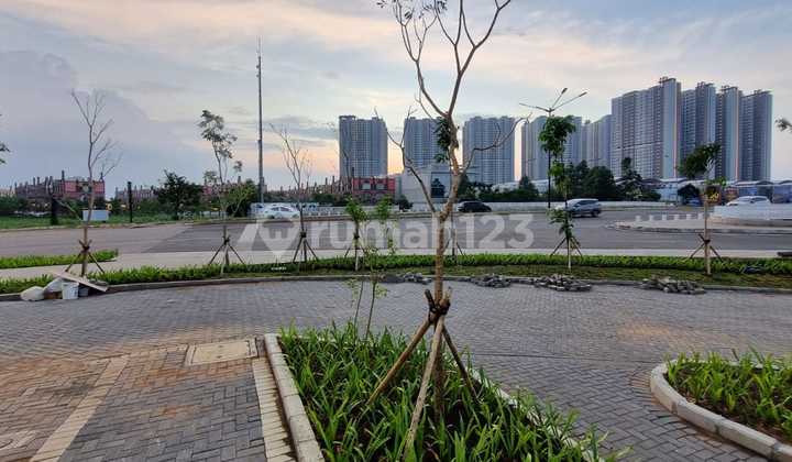 For Rent: Ruko Hook Mega Kuningan Pik2, Jl Boulevard 2
