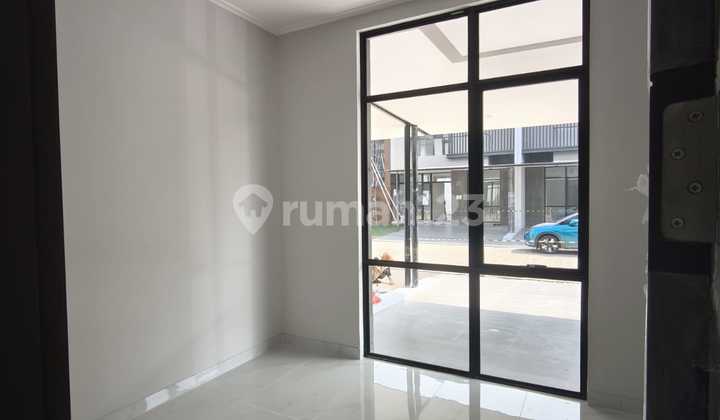 For Rent, Yellow House at Kuningan Village Pik2, 10x20, Excellent Condition 2