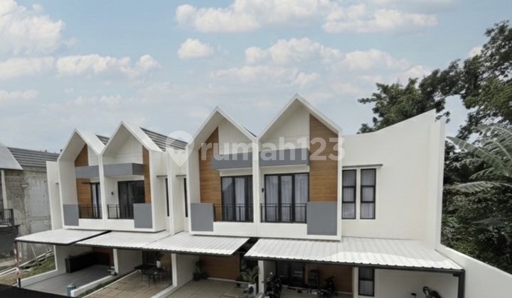 Rumah Modern Desain Scandinavian,Semi Furnished, Hadap Selatan - Siap Huni