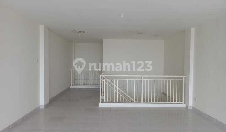 For Rent 4-Story Strategic Shop House Suitable for Business 2