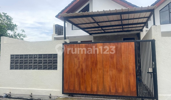 For Sale Modern Minimalist House in Tabanan Bali - Near Canggu & Denpasar | Complete SHM & Building Permit For Sale Modern Minimalist House in Tabanan Bali - Near Canggu & Denpasar | Complete SHM & Building Permit