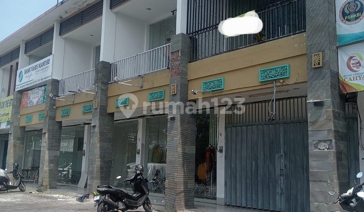 Strategic Ruko for Rent in Kerobokan - Prime Location for Fast-Growing Business! 2