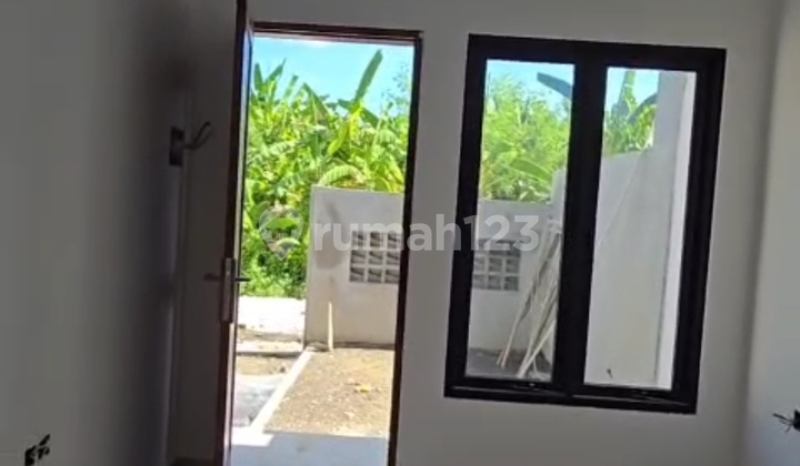 For Sale Modern Minimalist House in Tabanan Bali - Near Canggu & Denpasar | Complete SHM & Building Permit For Sale Modern Minimalist House in Tabanan Bali - Near Canggu & Denpasar | Complete SHM & Building Permit