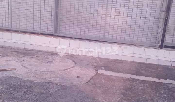 Shop House for Rent in Dalung - Strategic Location, High Business Potential! Shop House for Rent in Dalung - Strategic Location, High Business Potential!