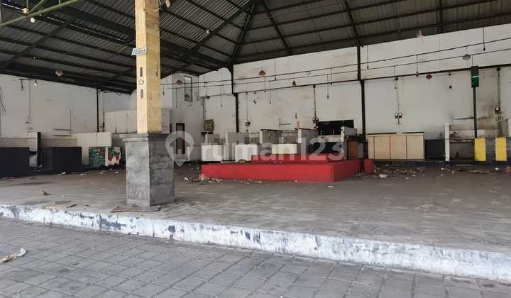 Shop Eks Pujasera 400M², 19 Stand Canggu 2