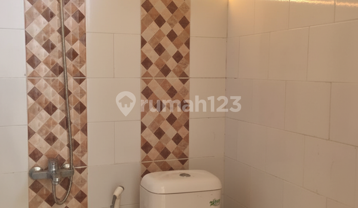 Rumah Asik Harga Ekonomis di Villa Gading Harapan 1 2