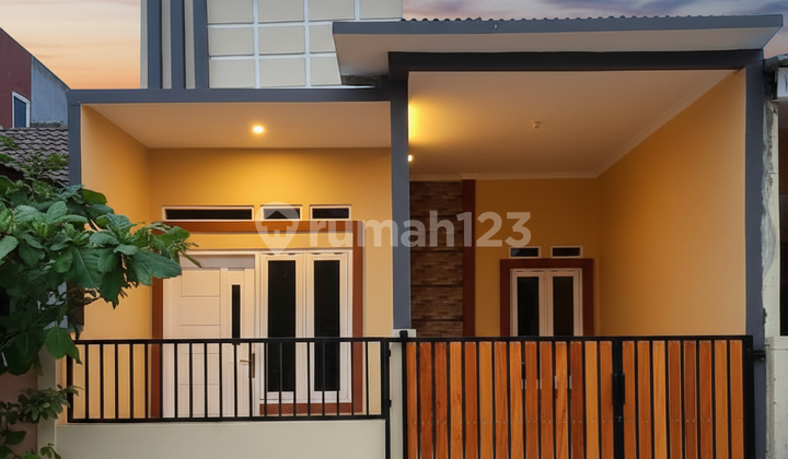 Rumah Keluarga Harmonis
