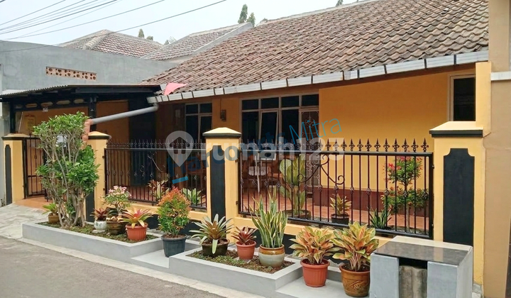 For Sale Quick, Ready-to-Live-in House, 116 M², East Bekasi 1