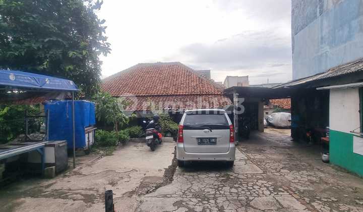 Dijual Rumah Strategis Dekat Stasiun Lenteng Agung