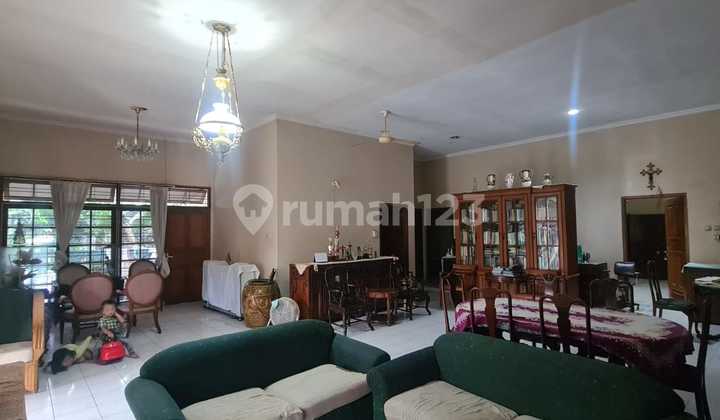 Hook House, Land Area 440 M2, Bukit Cinere Indah, Depok Hook House, Land Area 440 M2, Bukit Cinere Indah, Depok