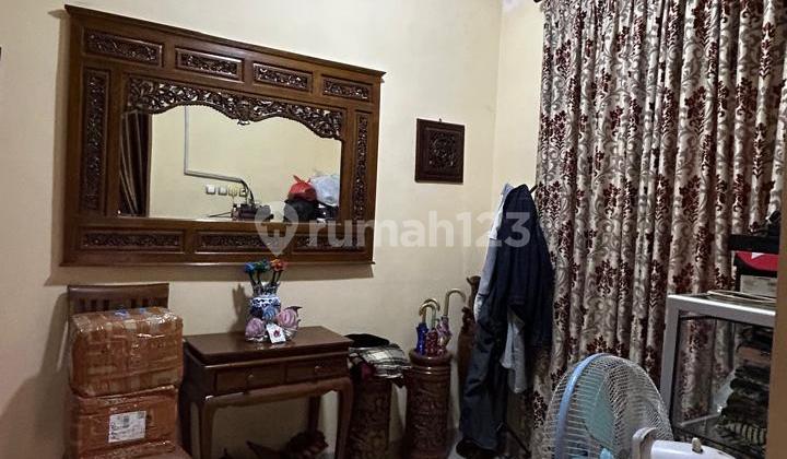 Rumah Cantik 3 Lantai, L LT : 60 M2 Bumi Anggrek Bekasi 2