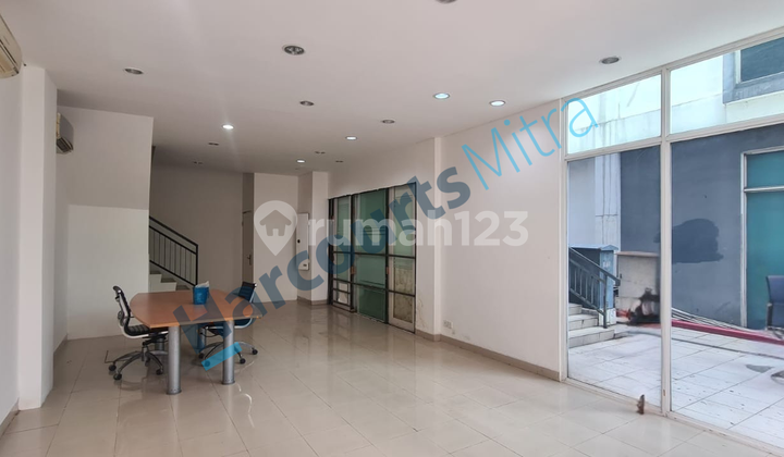 Ruko Hook Strategic 4.5 LT Inc Lift, Thamrin City Office Park 2