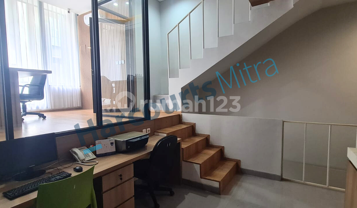 Rumah Town House Premium 3,5 Lantai, Permata Hijau Mansion