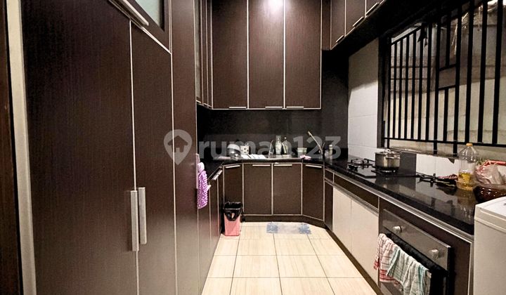 Comfortable Luxury House for Family in Cipinang Cempedak 2