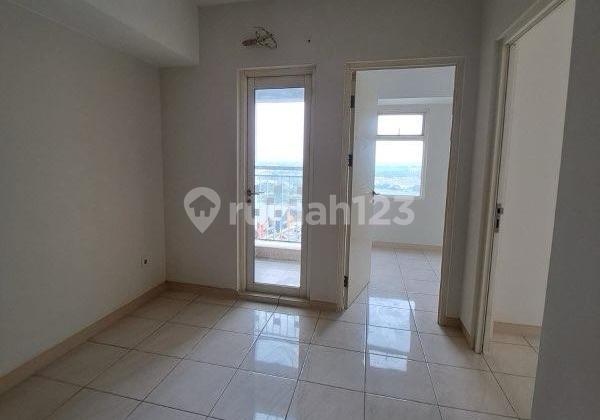 Springlake Summarecon Bekasi Tower Davalia Apartment - Unfurnished, Good Hook Position 2