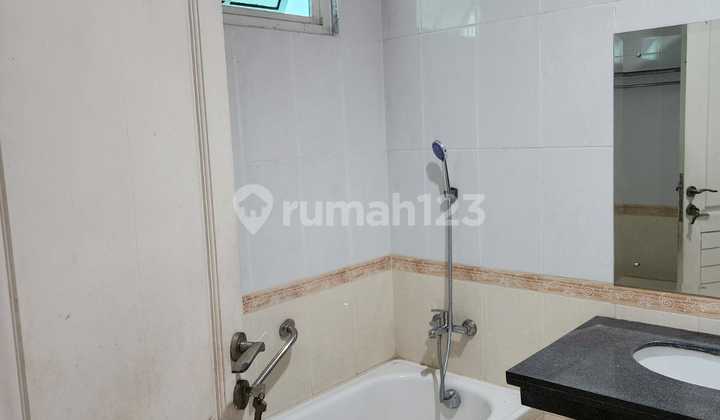 Dijual Rumah Bagus, Nyaman, Siap Huni di Citragrand Cibubur 2