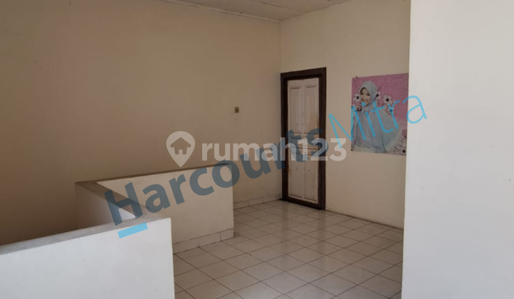 For Sale Fast, Cheap Price, 2-Story Shop House Suitable for Business, Strategic Location, Flood-Free 1