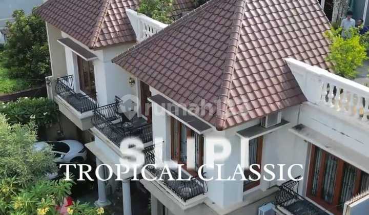 Rumah Klasik Tropis Area Slipi Jakarta Barat
