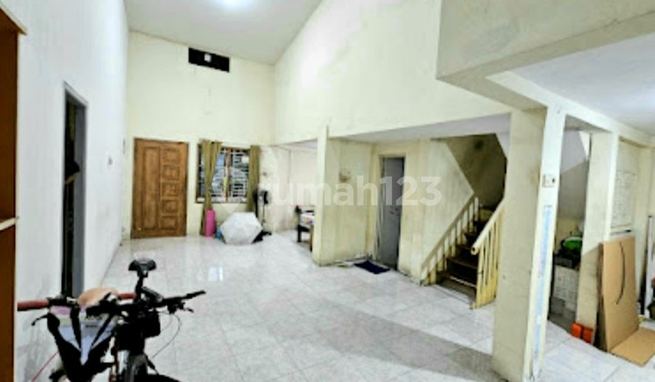 Rumah 2 Lantai Di Jual Cepat