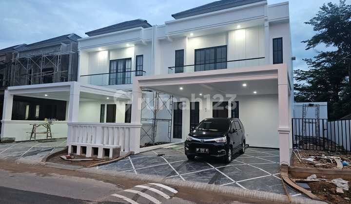 House in Sukajadi 4 Bedrooms in Taman Golf Residence 2