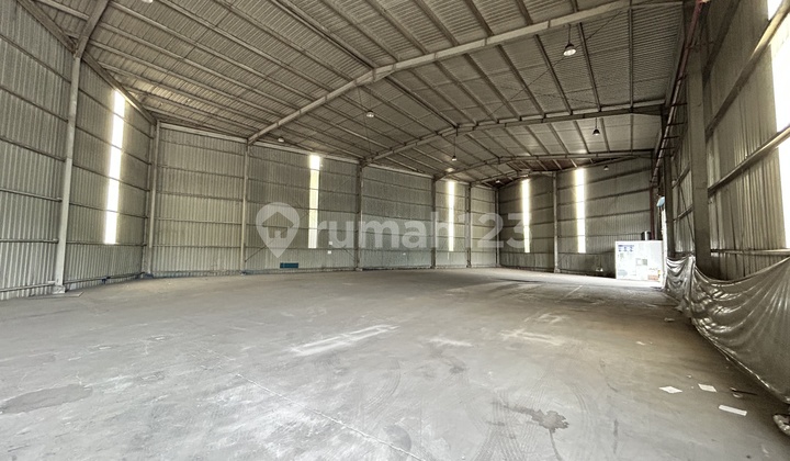 Large Warehouse in Batu Ampar Area 5000 M2, Near Port