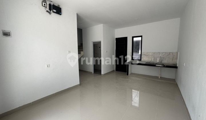 Rumah, 2 Lantai Terbaik di Daerah Pasir Putih, Batam Centre 2