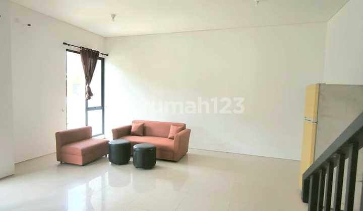 House Strategic Location in Batam Centre Citraland Megah Batam