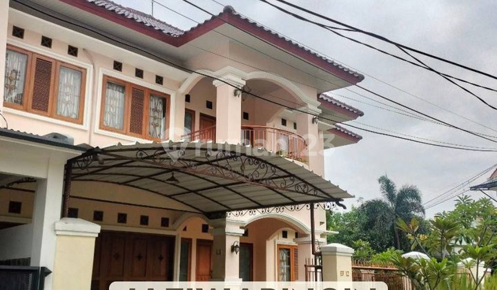 Dijual Rumah Mewah Hook Semi Furnish Didaerah Jatiwaringin Bekasi