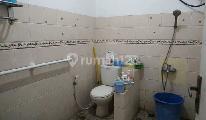 For Rent Ready-to-Occupy House Main Road Cipadung Dago Bandung City 2